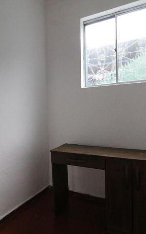 Casa para alugar com 200m², 3 quartos e 3 vagasQuarto de serviço 