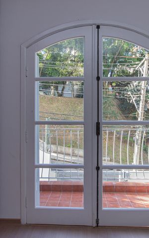 Casa à venda com 477m², 4 quartos e 4 vagas Casa à venda com 477m², 4 quartos e 4 vagasSuíte 2