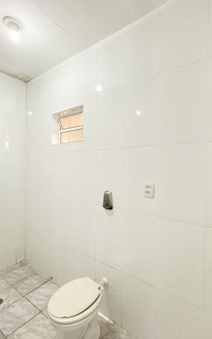 Casa para alugar com 50m², 1 quarto e sem vaga Casa para alugar com 50m², 1 quarto e sem vagaBanheiro
