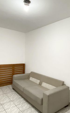 Casa para alugar com 50m², 1 quarto e sem vaga Casa para alugar com 50m², 1 quarto e sem vagaSala
