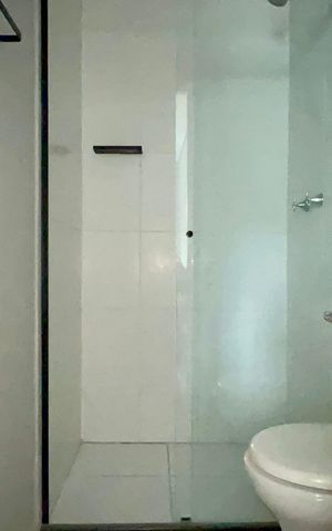 Apartamento para alugar com 56m², 2 quartos e 1 vaga Apartamento para alugar com 56m², 2 quartos e 1 vagaBanheiro da Suíte