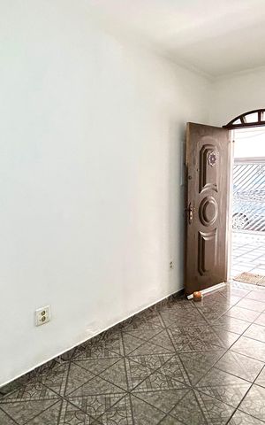 Casa para alugar com 146m², 2 quartos e sem vaga Casa para alugar com 146m², 2 quartos e sem vagaSala