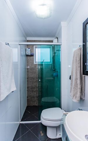 Apartamento à venda com 54m², 2 quartos e 1 vaga Apartamento à venda com 54m², 2 quartos e 1 vagaBanheiro