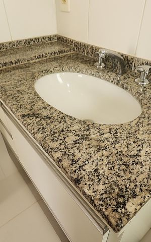 Apartamento à venda com 89m², 3 quartos e 2 vagasBanheiro da Suíte - Pia