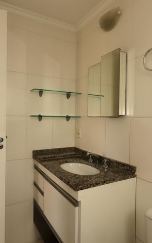 Apartamento à venda com 89m², 3 quartos e 2 vagasBanheiro da Suíte