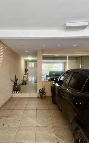 Casa à venda com 174m², 3 quartos e 2 vagas Casa à venda com 174m², 3 quartos e 2 vagasGaragem