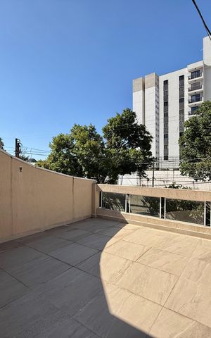 Casa à venda com 174m², 3 quartos e 2 vagas Casa à venda com 174m², 3 quartos e 2 vagasVaranda Quarto 2