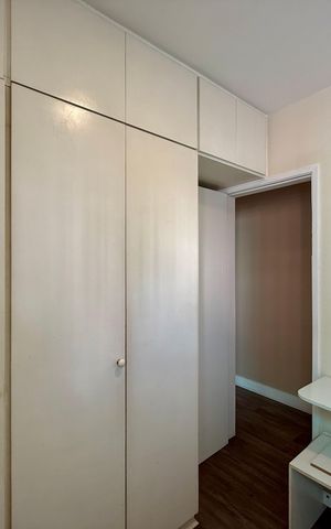 Casa à venda com 174m², 3 quartos e 2 vagas Casa à venda com 174m², 3 quartos e 2 vagasQuarto