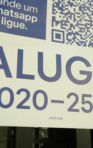 Casa para alugar com 160m², 3 quartos e 1 vagaPlaca
