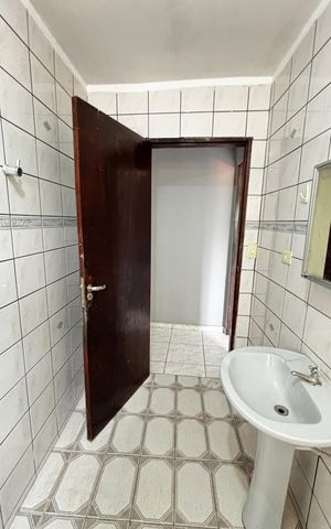 Casa para alugar com 150m², 2 quartos e 1 vaga Casa para alugar com 150m², 2 quartos e 1 vagaBanheiro