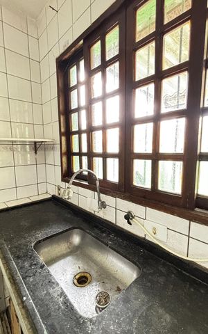 Casa para alugar com 150m², 2 quartos e 1 vaga Casa para alugar com 150m², 2 quartos e 1 vagaCozinha