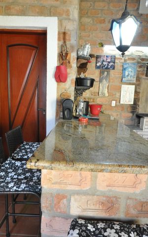 Casa à venda com 420m², 5 quartos e 4 vagasChurrasqueira