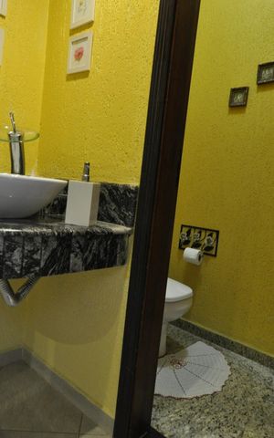 Casa à venda com 420m², 5 quartos e 4 vagasLavabo 2