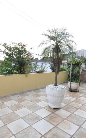 Casa à venda com 420m², 5 quartos e 4 vagasVaranda