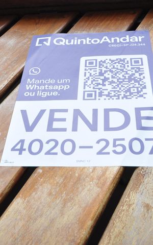 Casa à venda com 420m², 5 quartos e 4 vagasPlaca