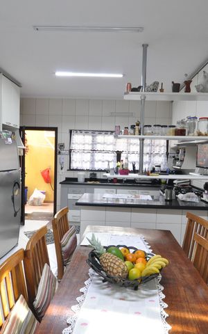 Casa à venda com 420m², 5 quartos e 4 vagasCopa