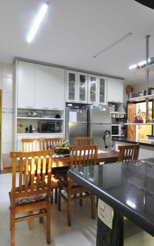Casa à venda com 420m², 5 quartos e 4 vagasCopa