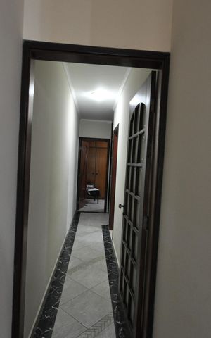 Casa à venda com 420m², 5 quartos e 4 vagasCorredor