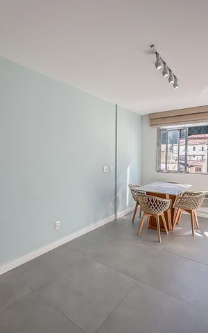 Apartamento para alugar com 50m², 2 quartos e 1 vagaSala