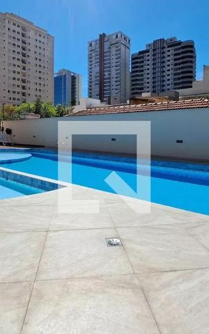 Apartamento à venda com 134m², 4 quartos e 3 vagas Apartamento à venda com 134m², 4 quartos e 3 vagasPiscina