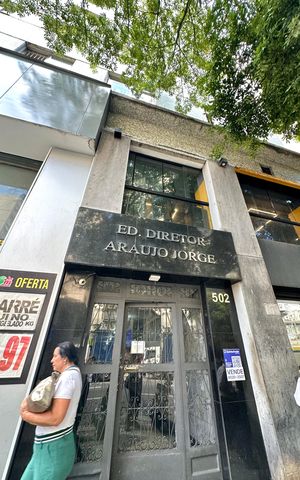 Apartamento à venda com 30m², 1 quarto e sem vaga Apartamento à venda com 30m², 1 quarto e sem vagaFachada