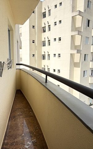 Apartamento para alugar com 93m², 3 quartos e 1 vagaVaranda