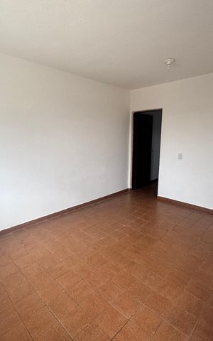Casa para alugar com 125m², 3 quartos e 2 vagasSala