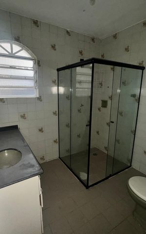 Casa para alugar com 125m², 3 quartos e 2 vagasBanheiro