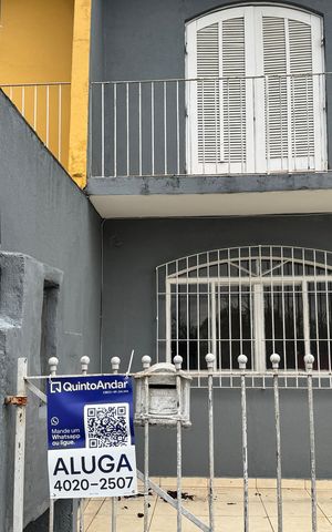 Casa para alugar com 125m², 3 quartos e 2 vagasFachada