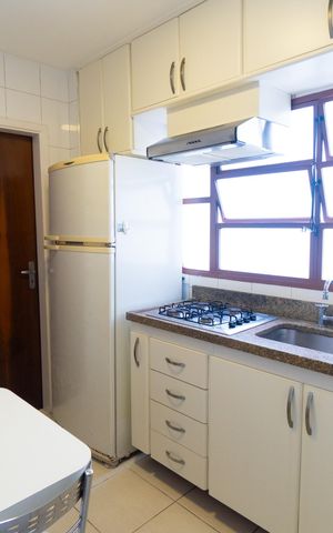 Apartamento para alugar com 104m², 3 quartos e 2 vagas Apartamento para alugar com 104m², 3 quartos e 2 vagasCozinha