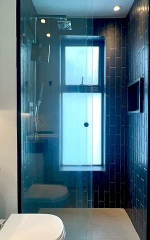 Apartamento para alugar com 80m², 2 quartos e 1 vaga Apartamento para alugar com 80m², 2 quartos e 1 vagaBanheiro da Suíte
