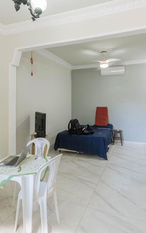 Casa à venda com 200m², 4 quartos e 2 vagasSala