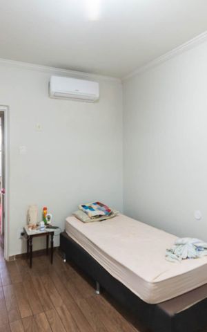 Casa à venda com 200m², 4 quartos e 2 vagasQuarto 4