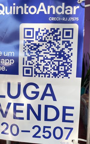 Casa à venda com 200m², 4 quartos e 2 vagas Casa à venda com 200m², 4 quartos e 2 vagasPlaquinha