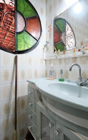 Casa à venda com 140m², 3 quartos e 2 vagasBanheiro 1