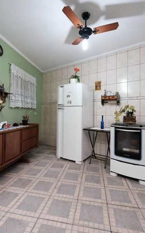 Casa à venda com 140m², 3 quartos e 2 vagasÁrea gourmet