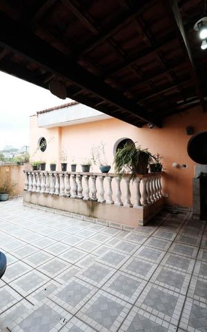 Casa à venda com 140m², 3 quartos e 2 vagasÁrea gourmet