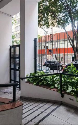 Studio à venda com 33m², 1 quarto e sem vaga Studio à venda com 33m², 1 quarto e sem vagaHall de Entrada