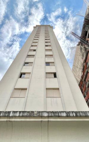 Apartamento para alugar com 70m², 2 quartos e 1 vaga Apartamento para alugar com 70m², 2 quartos e 1 vagaFachada