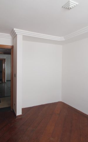 Apartamento à venda com 182m², 3 quartos e 3 vagasSuíte 1