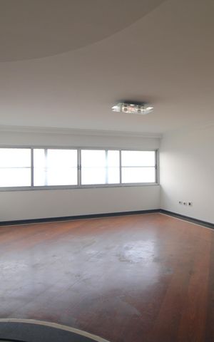 Apartamento à venda com 182m², 3 quartos e 3 vagasSala