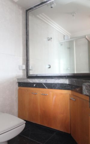 Apartamento à venda com 182m², 3 quartos e 3 vagasBanheiro da suíte 1