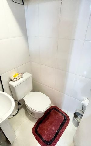 Casa à venda com 750m², 8 quartos e sem vagaCasa 2- Banheiro Social