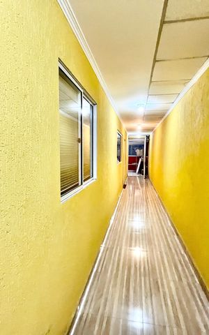 Casa à venda com 750m², 8 quartos e sem vagaCorredor