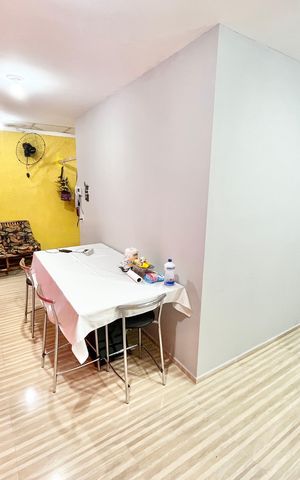 Casa à venda com 750m², 8 quartos e sem vagaCasa 2- Sala/cozinha