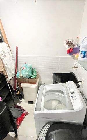 Casa à venda com 750m², 8 quartos e sem vagaCasa 2 - Área de Serviço 
