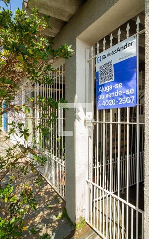 Casa à venda com 170m², 4 quartos e 2 vagas