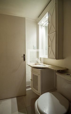 Casa à venda com 170m², 4 quartos e 2 vagas
