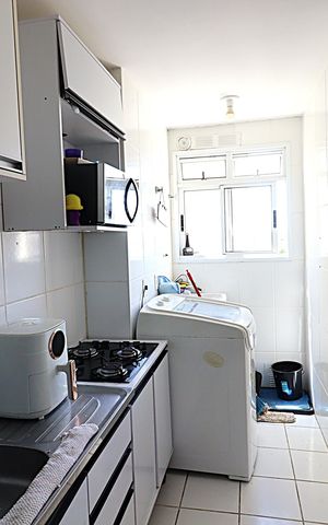 Apartamento à venda com 51m², 2 quartos e 1 vagaCozinha e Área de Serviço