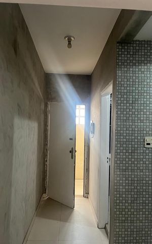 Apartamento à venda com 29m², 1 quarto e sem vaga Apartamento à venda com 29m², 1 quarto e sem vagaCorredor